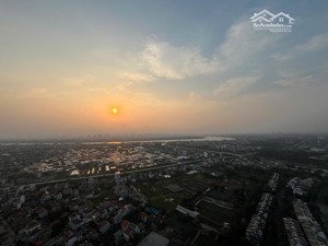cho thuê căn hộ full đồ xịn xò,