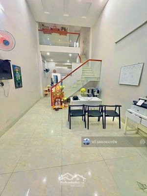 chính chủ bán nhà 2 tầng 4m x 21m hẻm ô tô trường chinh giá 5 tỷ 790 tl