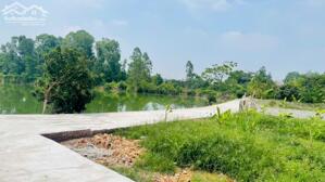 Bán đất Tiên Dược, Sóc Sơn 80m full thổ cư view hồ hai ô tô tránh nhỉnh 2 tỷ xíu