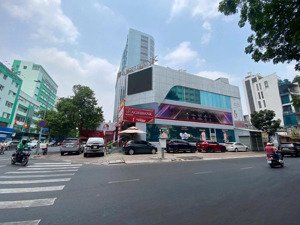 bán nhà ngay ngã sáu phù đổng mặt tiền nguyễn trãi - dt: 12 x 27m - 3 lầu - giá bán: 115 tỷ tl