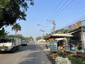 chủ cần tiền cắt lỗ bán gấp lô đất tphcm,ngay kcn phù hợp đầu tư, xây dựng, kinh doanh ngay, sổ sẵn