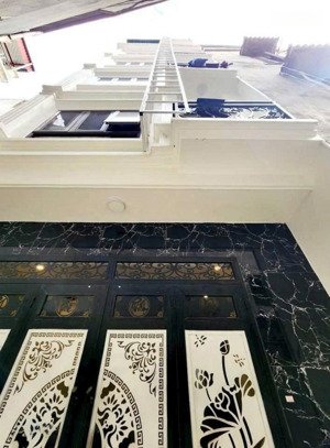 bán cc dòng tiền 40tr tháng, có thang máy, pccc dt 45m2 tổng 10 phòng khép kín tại thanh xuân hn