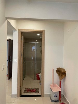 văn phòng 40m2 newton phú nhuận giá 10 triệu đã bao gồm thuế