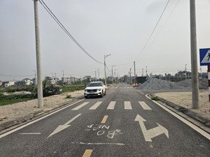 bán lô đất đấu giá tổ 7 lê hồng phong. dt 85m2 hướng đông nam, giá 2.3x tỷ