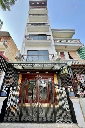 trung tâm quận bắc từ liêm - nhà mới 6 tầng thang máy, thông sàn ô tô đỗ cửa