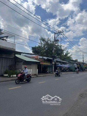 mtkd nguyễn ảnh thủ - ngang đỉnh 8.5m - 143m2 - vị trí đắc địa ngay ngã tư tô ký -
#giá 13.9 tỷ