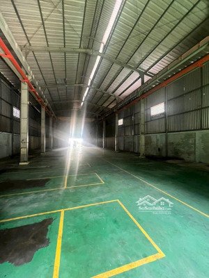 cho thuê kho xưởng 1.100m2 mặt tiền đường suối lội, củ chi diện tích: 20 x 55m = 1.100m2