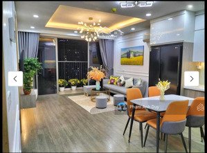 cần bán nhanh 03 căn hộ 2pn diện tích từ 63m2, đầy đủ nội thất, tầng đẹp dự án sky park residence