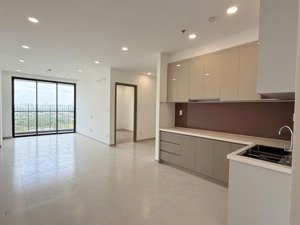 cho thuê ch mt eastmark,măt tiền vđ3, gần khu cnc, trường.đh 5tr/ tháng, free pql, gym,hồ bơi resot