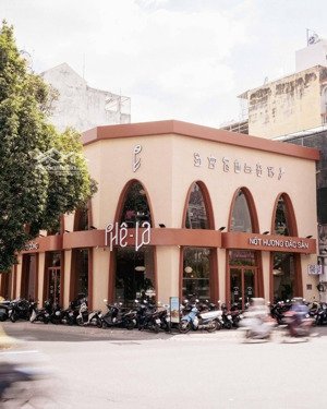 cho thuê cửa hàng tại mỹ đình diện tích 180m , mặt tiền 5m dễ nhận diện thương hiệu