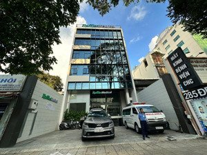 bán gấp building mt trần cao vân, đa kao, q1. dt 11x22m, hầm, 8 tầng, tn 700tr/th, giá 242 tỷ tl