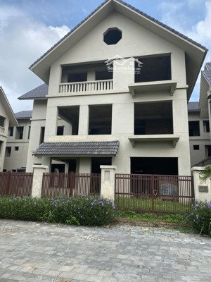bán biệt thự sunny garden city, 400m2, giá chỉ 40,x tỷ, xã sài sơn, quốc oai, hà nội