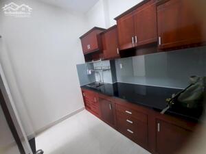 Chính chủ cần bán căn hộ Chung cư 312 Lạc Long Quân, Quận 11. Diện tích 66m2 - 2PN, giá bán 2.8 tỷ