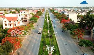 chính chủ bán bạt phân lô f0 mặt đường phạm văn đồng ngay cổng sân golf và khu biệt thự đồ sơn