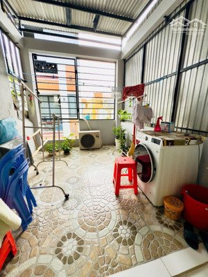 nhà bán quận 5 4 tầng hẻm rộng gần mặt tiền bạch vân chỉ 4 tỷ 18 thương lượng