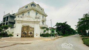 cc bán liền kề 13 kđt cienco 5 mê linh, 100m2, trục chính 24m, sát cổng đh tài chính nh, 50 triệu