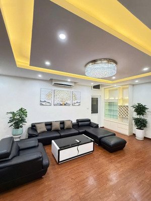 cho thuê chung cư đông đô, 111m2, 2 phòng ngủ, full nội thất đẹp, có slot ô tô. lh o971''''342.,965
