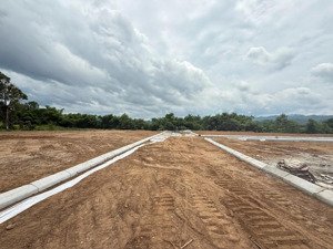 chỉ 130 triệu/lô 120m2 (sẵn sổ) bao trọn pháp lý từ a - z tại thạch cẩm