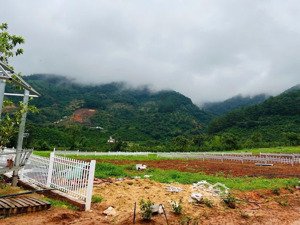 đất thổ cư giáp hồ tuyền lâm . sổ hồng 131m2 , 73m2 thổ cư . ngay kdl thác 7 tầng