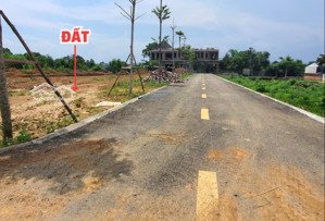 duy nhất 1 lô rẻ nhất hòa thạch quốc oai, 100m2, ngay ubnd xã, cách đường liên xã 100m, 23triệu/m2