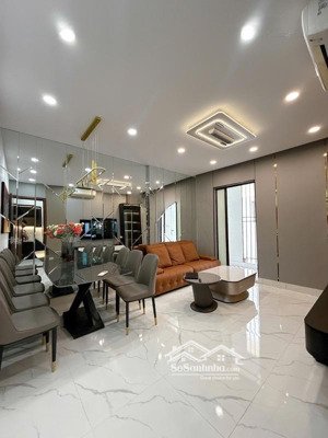 căn hộ tập thể bộ tài chính trung tâm tây sơn ở ngay