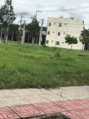 cần tiền xoay việc bán lô đất "chốt nhanh là thắng" giữa trung tâm bình dương