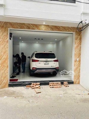 bán nhà đh công nghiệp - 37m2 - ô tô đỗ cửa - ngõ thông - phân lô quân đội - 6.05 tỷ