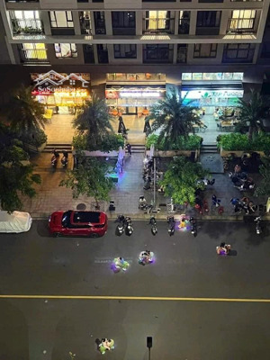 bán shophouse khu căn hộ picity- khu shop 2 mặt tiền đường. đông đúc, kinh doanh đa nghành. 8.99 tỷ