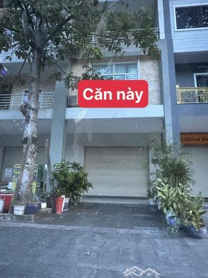 mặt tiền lý thái tổ, vị trí thương mại tốt nhất, ngay trùng tâm tp mới. 