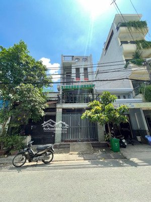 mặt tiền đường số 13 đối diện aeon tân phú dt 4mx18m 1 lầu giá 6,9 tỷ