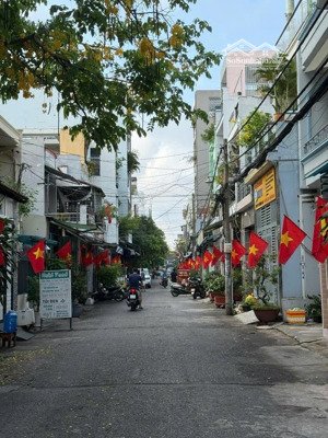 hẽm nhựa 8m - bốn xã , hoà bình - 70m2 (4x17) -4pn - 7 tỷ hơn xíu