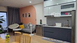 cho thuê căn hộ 2pn, chung cư intracom nhật tân - 5 phút sang tây hồ - cầu giấy