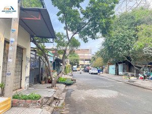 nhà hẻm 10m đường xa lộ hà nội - ngay chân ga bình thái - khu nhà phố an ninh, sạch đẹp - sân ô tô