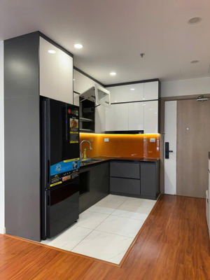 chính chủ bán cắt lỗ căn hộ 2pn + 1wc. diện tích 54,8m2, giá 3,6 tỷ tại vh smart city