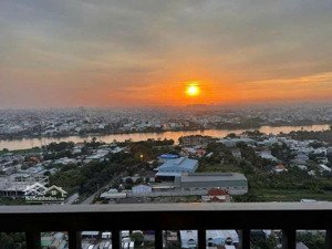 chính chủ cho thuê the rivana full nội thất, view sông đẹp giá chỉ 8 triệu/tháng. lh: 
