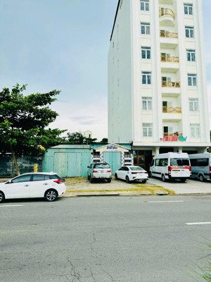 chính chủ cần bán lô đất đẹp 240m2, vị trí đẹp, giá tốt chỉ 24 tỷ