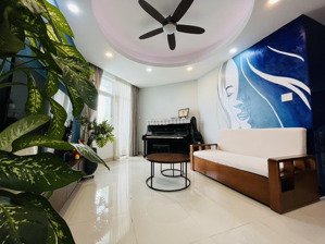 bán chcc him lam chợ lớn, quận 6, 75m2, gồm 2pn+2wc, giá bán 3,3 tỷ. lh: hồng)