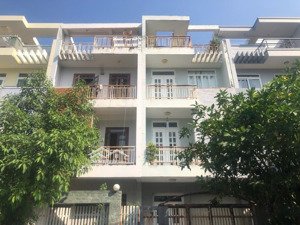 nhà bán 4 tầng - 5 x 20- 100m2-5 pn, 5 wc- mt 12m kdc 6b intresco-giá:10tỷ500 tl, shhc bình hưng bc