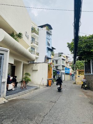 nhà nát 2 mặt hxt nơ trang long 4x13m, tiện xây mới 5 tầng. cách rạch xuyên tâm 50m. chỉ 6,99 tỷtl