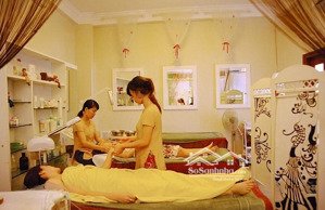 cho thuê nhà mặt phố hoàng ngân vị trí đẹp gần ngã ba dt 100m x 8 tầng và một hầm mặt tiền 10m