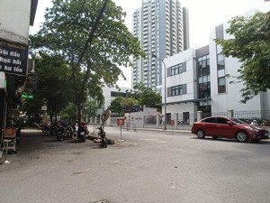 bán đất tại hàm nghi, cạnh vinhomes gardenia 310 triệu / m2, 108.5 m2, siêu hot! lh 