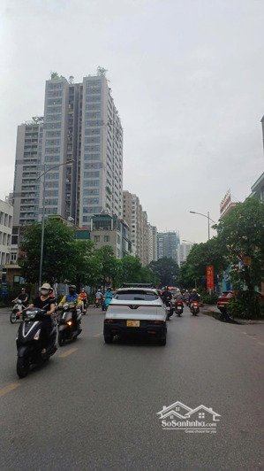 độc quyền bán nhà mặt phố vũ trọng phụng - 300m- lô góc- 105 tỷ- thương lượng chính chủ 