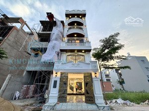 bán nhà 5 tầng sát quận 7 full nội thất cao cấp chỉ 9.9 tỷ, nhìn như biệt thự 20 tỷ