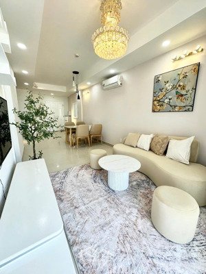 cho thuê cc 2pn, 2wc, 70m2 tại melody residences, âu cơ, tân phú, hcm, 10 triệu vnd. lh: 