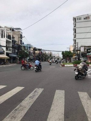 bán đất bình thuận, quận 7 dt: 275,9 m2 -(7,2 x 38) - giá 19tỷ đường nhựa xe hơi, huỳnh tấn phát