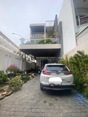 bán nhà mặt tiền mới đẹp vào ở ngay đường bến nôm_vũng tàu_205m2 rộng rãi_đường vỉa hè_15 tỷ