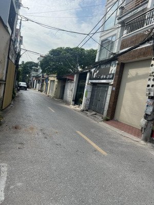 chính chủ bán lô đất ngõ 120 phố bắc cầu, long biên. dt 72m2 cách cầu long biên chỉ 1km