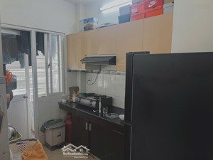 cho thuê cc 155 nguyễn chí thanh, 12 triệu, 62m2, 2pn, 1wc, giá cực chất. lh 