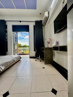 cho thuê căn hộ dịch vụ full nội thất gần sân bay tân sơn nhất