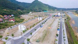 hot - chính chủ cần bán suất ngoại giao giá chỉ 1.x tỷ/lô thanh sơn riverside . sổ đỏ lh 